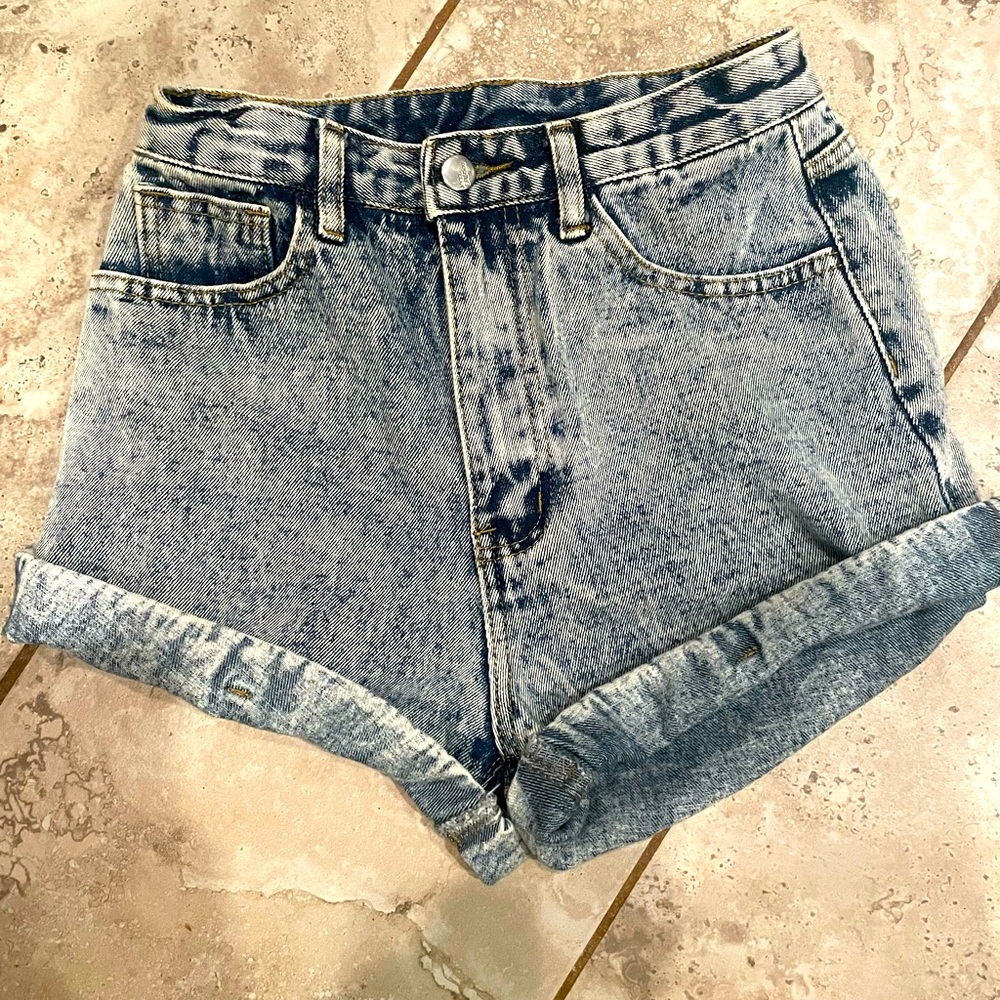 SHEIN women’s high waisted jean shorts